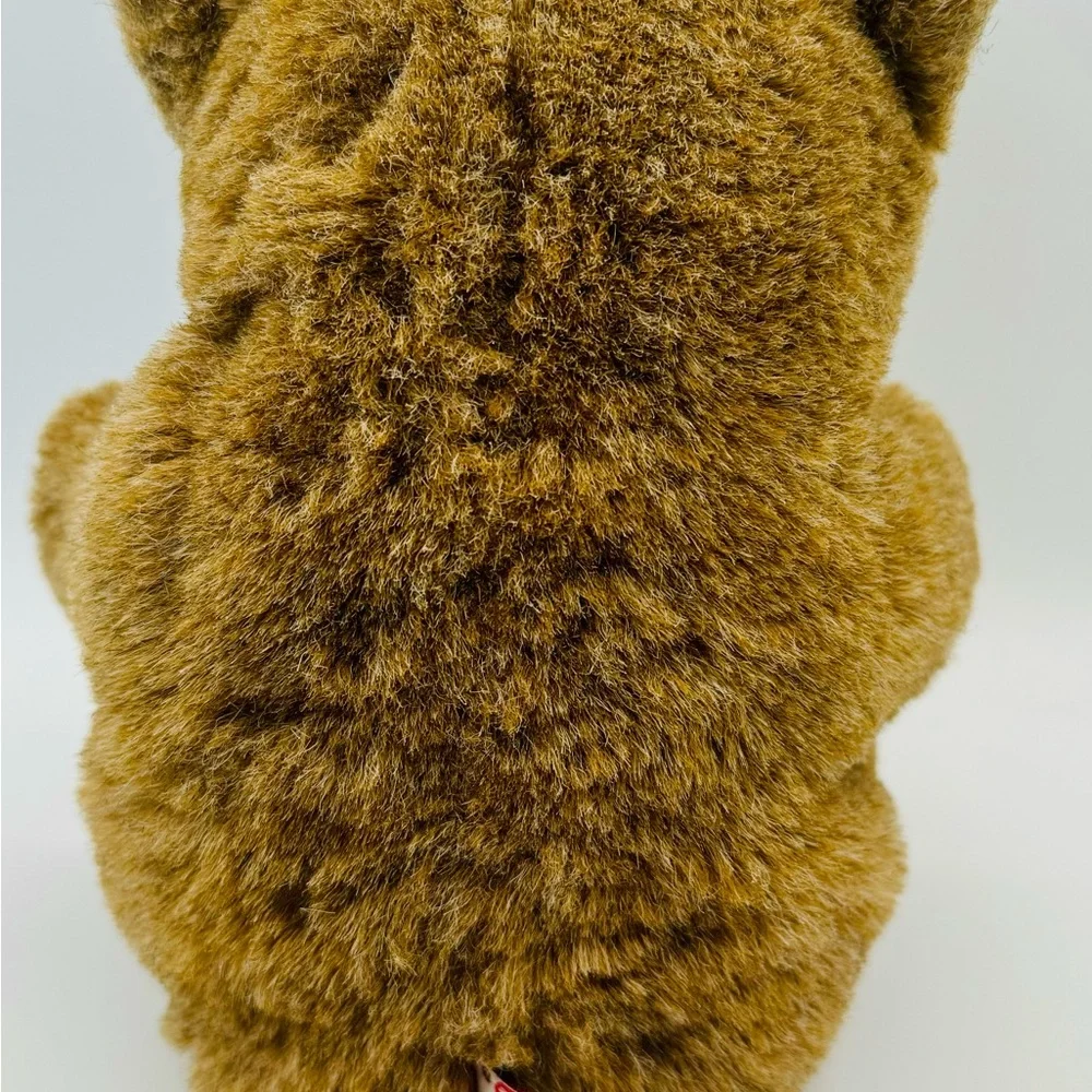 Vintage 1982 GUND Soft Brown Plush Sitting Teddy Bear 9” Tall EUC‎